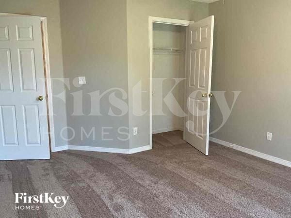 Building Photo - 1242 Summit Oaks Dr E