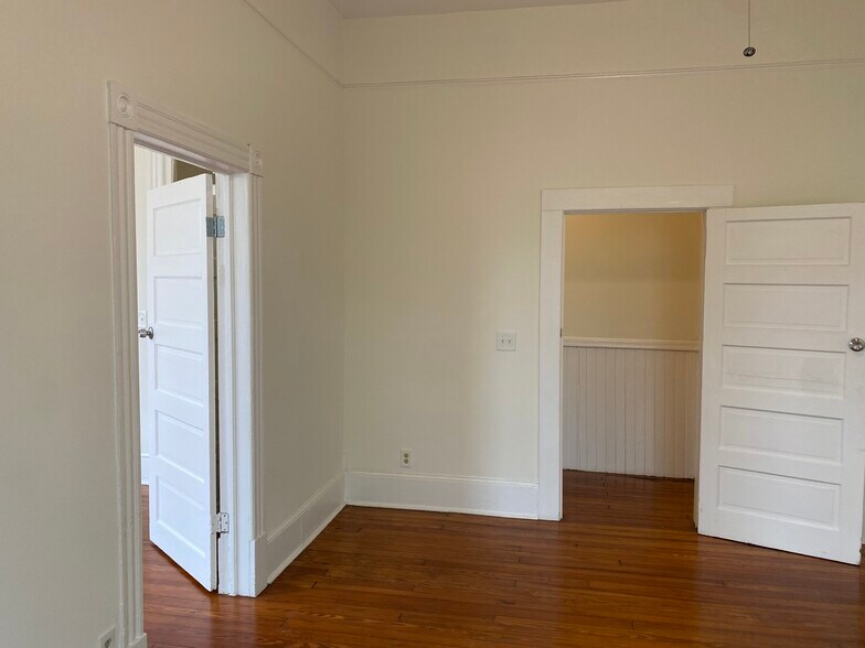 Building Photo - 1116 Habersham St