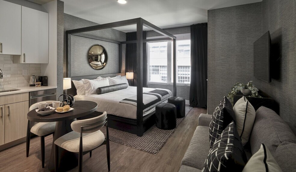 Building Photo - 1301 Callowhill St