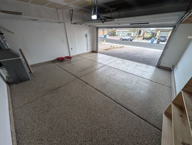 Building Photo - 4811 Shady Chestnut Ct