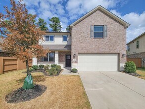 Building Photo - Very functional floor plan, has game room/home office, covered back patio on a big lot. Primary o...