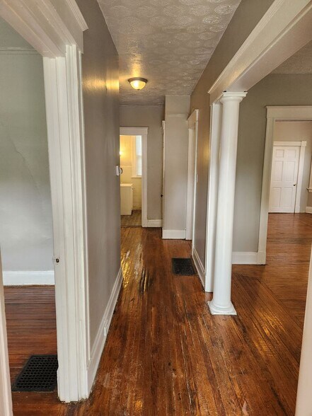 Building Photo - 1525 Dixmont Ave