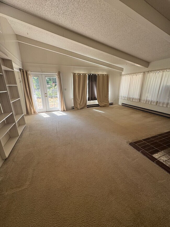 Building Photo - 14524 Sherman Dr NW