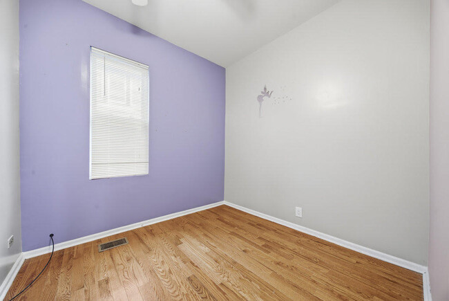 Building Photo - 11224 S Hermosa Ave