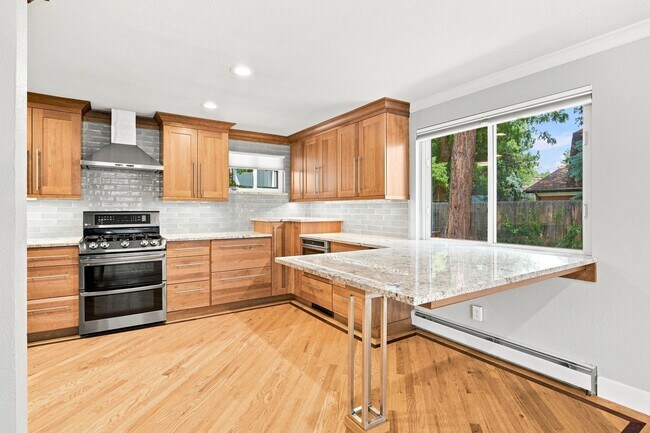 Building Photo - Charming 3-Bedroom Home in Lakewood, CO