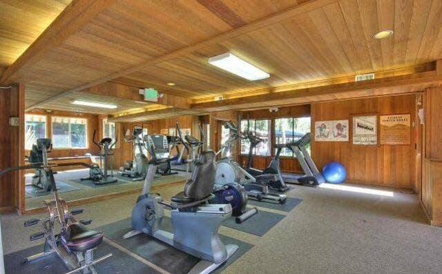 Building Photo - 923 Catkin Ct