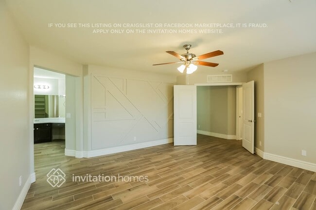Building Photo - 9622 W Hazelwood St