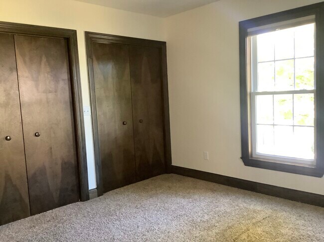 Building Photo - 13775 Carlton St