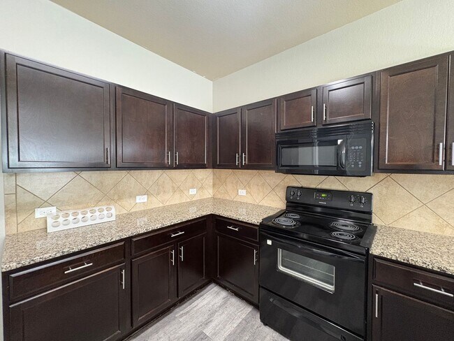 Building Photo - 11708 Cambrian Rd