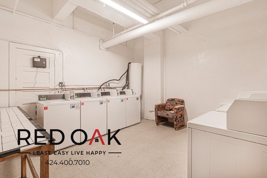 Building Photo - 3471 W 5th St