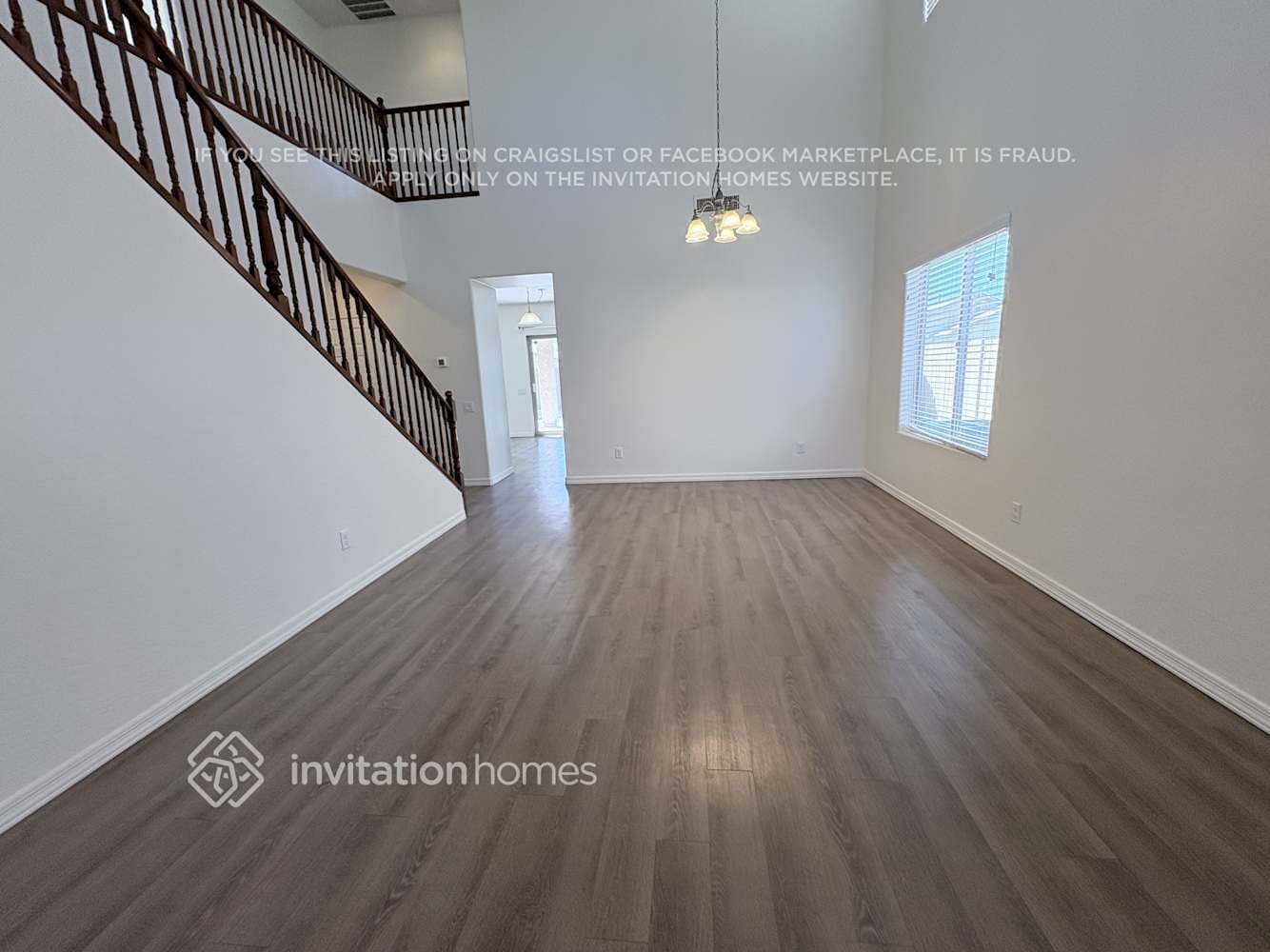 Building Photo - 4854 S Antonio