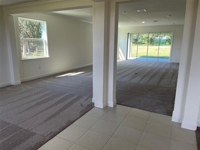 Building Photo - 10060 Dolphin Gull Cir