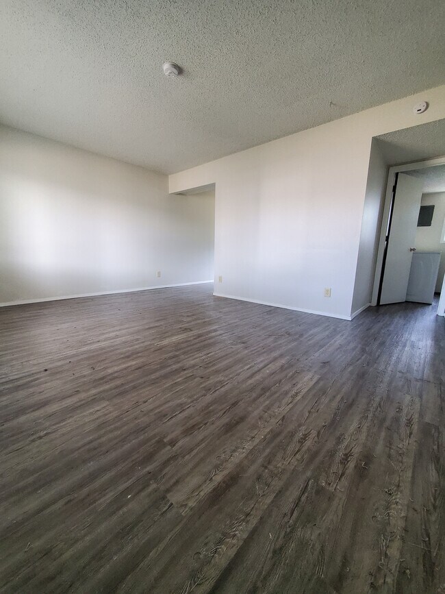 Primary Photo - 310 Clymer Rd