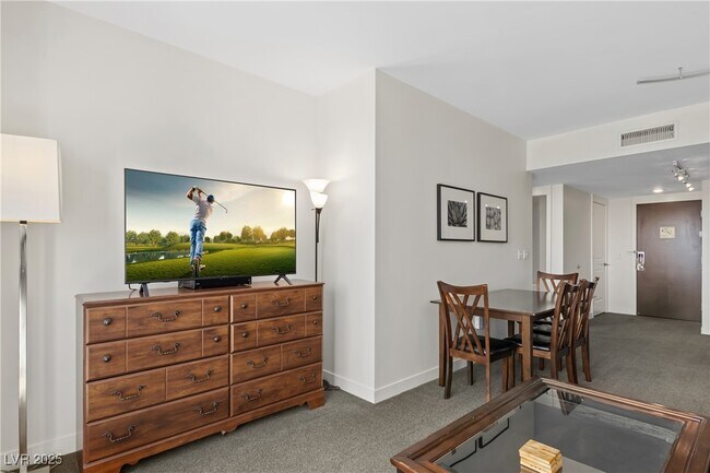 Building Photo - 29 Montelago Blvd