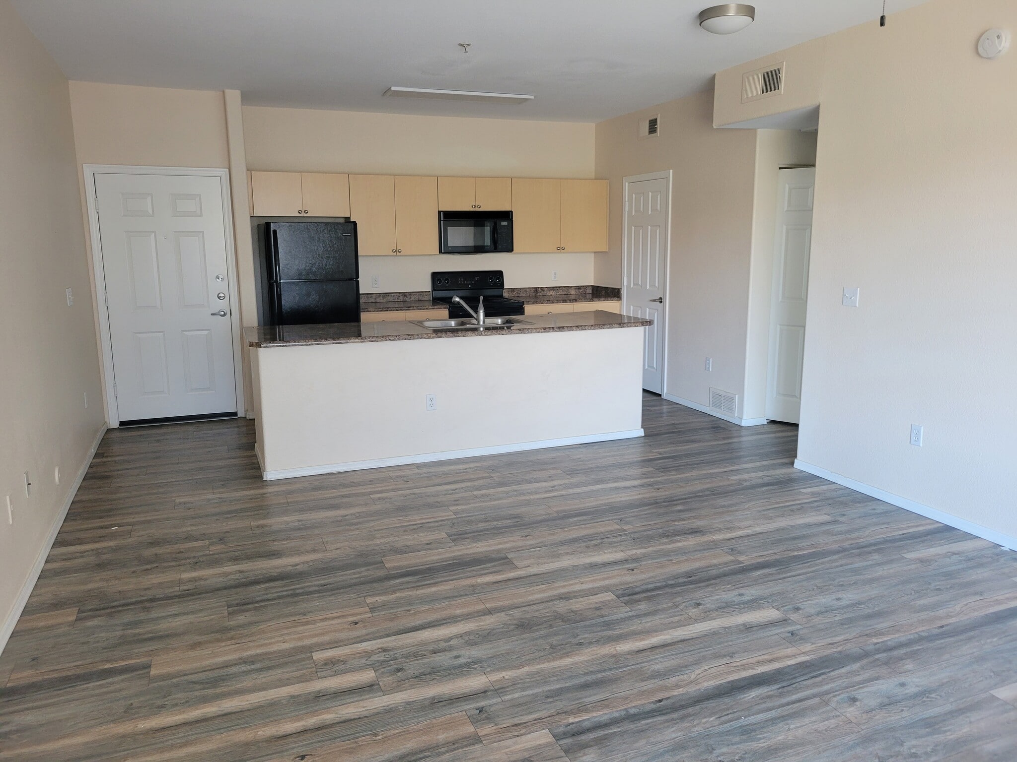 Building Photo - 18416 Cave Creek Road