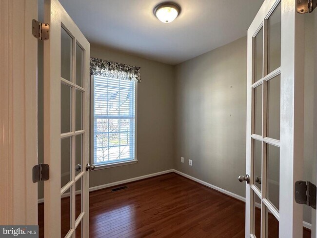 Building Photo - 22745 Balduck Terrace