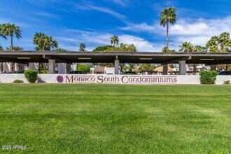 Building Photo - 7350 N Vía Paseo Del Sur