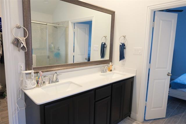 Building Photo - 5928 Pine River Ln