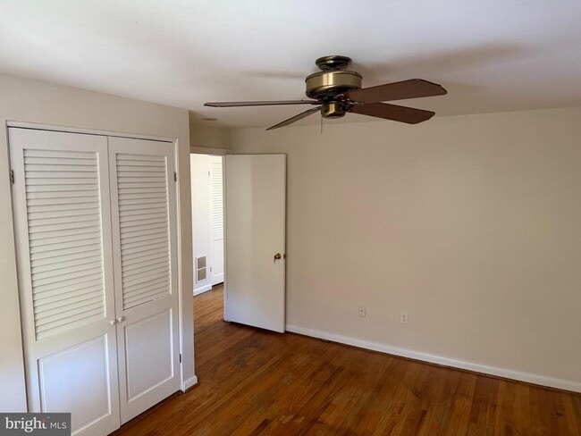 Building Photo - 1117 Linden Ave