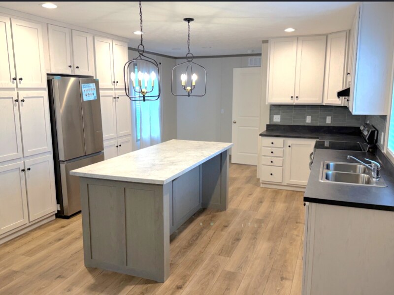 Building Photo - 7145 S Meridian St