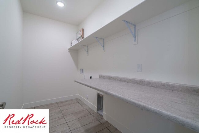 Building Photo - Come Live in the Desirable Sage Canyon Neighborhood!