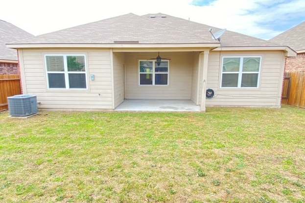 Building Photo - 7810 Creekshore Cove