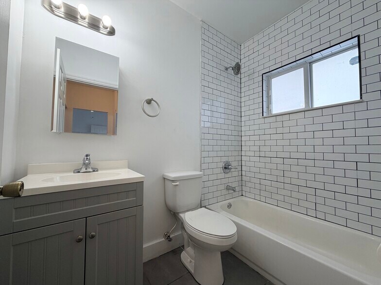 Building Photo - 1741 NW 68th St