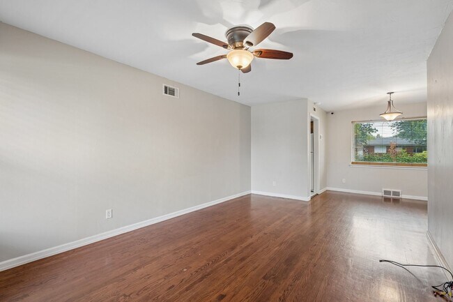 Building Photo - 3025 NW 67th St