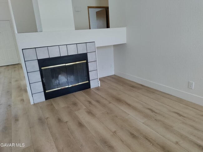 Building Photo - 3708 Fernwood St