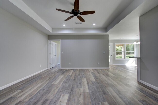 Building Photo - 203 Elysian Hills Dr