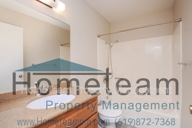 Building Photo - 13613 Comuna Dr