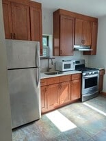 Building Photo - 5470 Post Rd