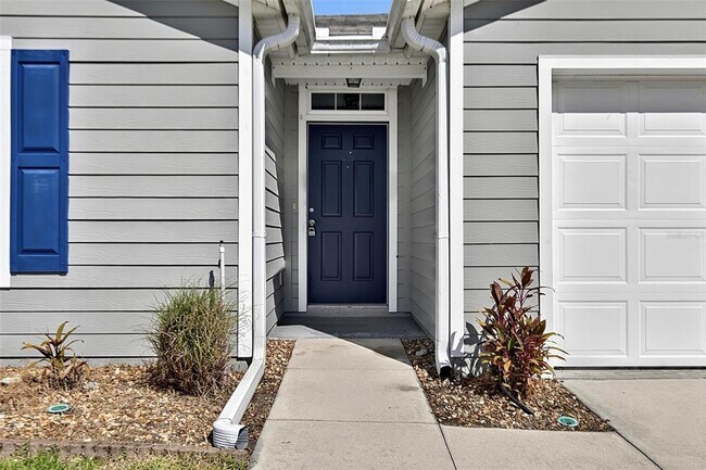 Building Photo - 137 Fairway Ct