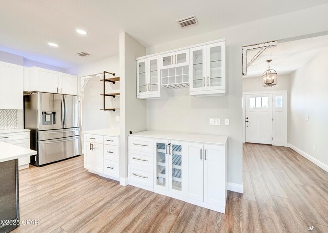 Building Photo - 742 Vista del Sol Ln