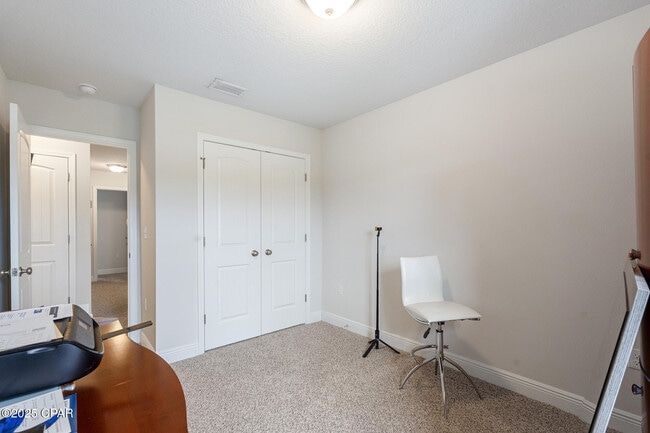 Building Photo - 7522 Shadow Lake Dr