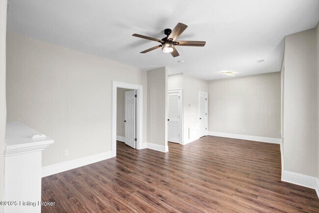 Building Photo - 1426 S Brook St