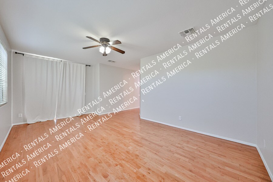 Building Photo - 9710 S 45th Ave