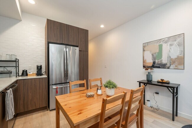 Building Photo - 6125 Sand Point Way NE