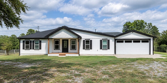 Building Photo - 1503 Cornersville Hwy