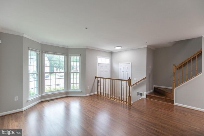 Building Photo - 1043 Downing Ct