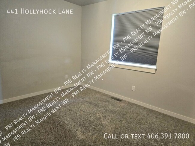 Building Photo - 441 Hollyhock Ln