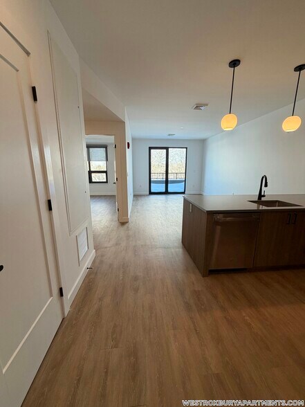 Building Photo - 199 Gardner St