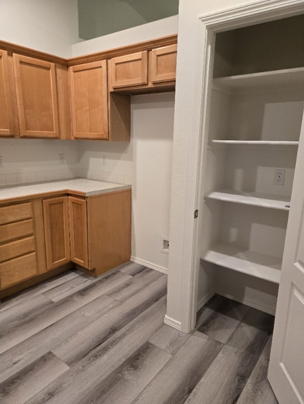 Building Photo - 7630 Cedarbrook Dr