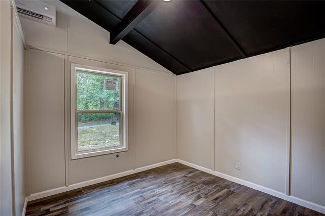 Building Photo - 2841 Honey Bee Ln