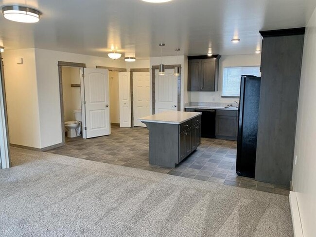 Building Photo - 820 Gibbon St