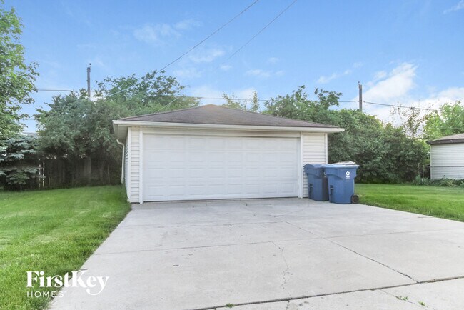 Building Photo - 16100 Michigan Ave