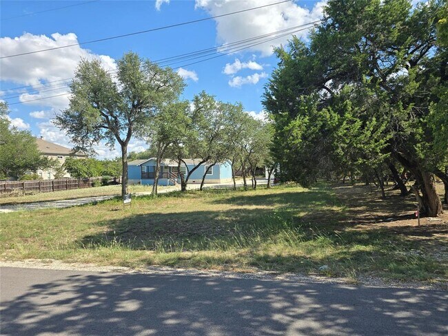 Building Photo - 1304 Eagles Way