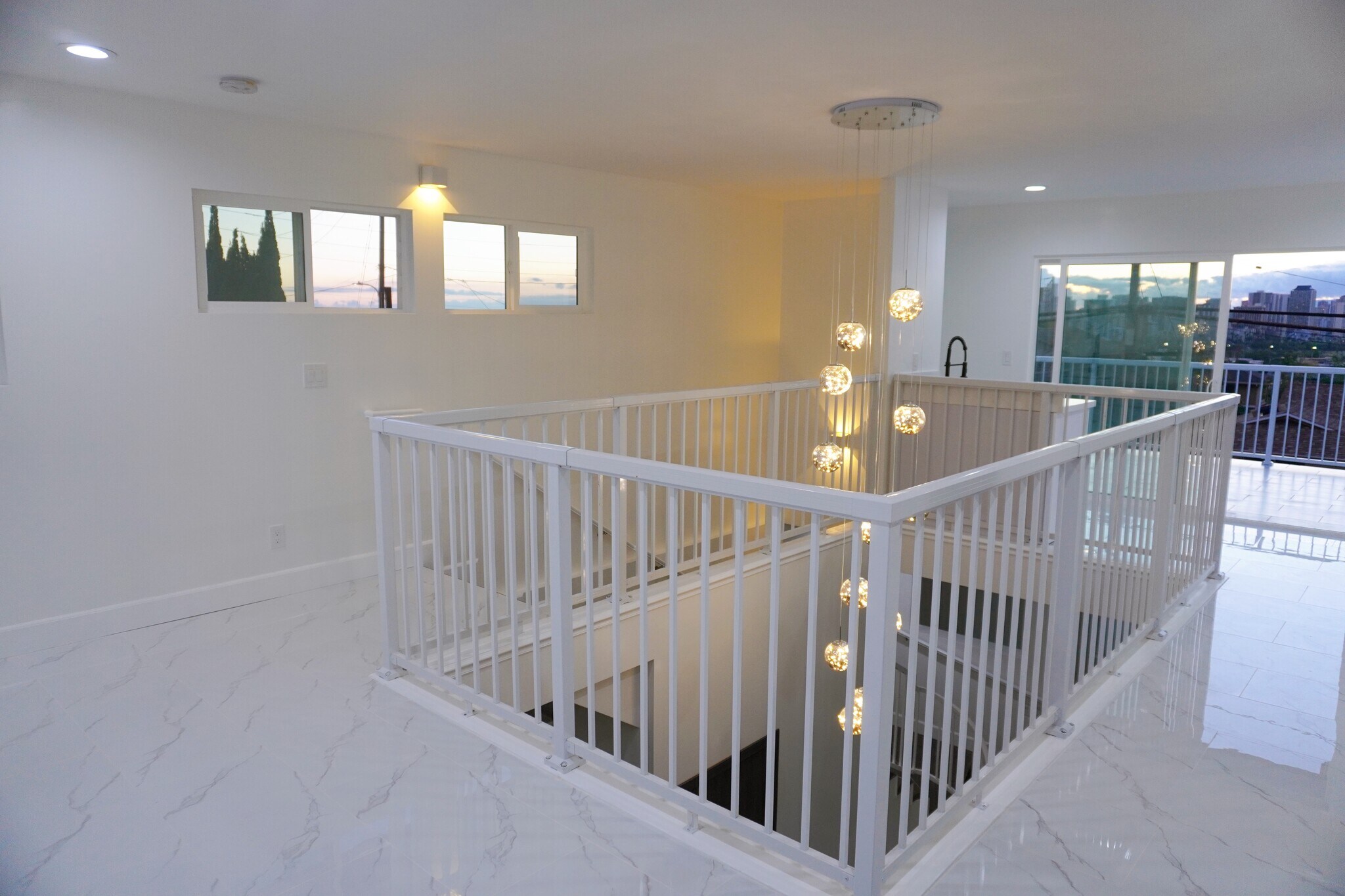 Building Photo - 551 11th Ave