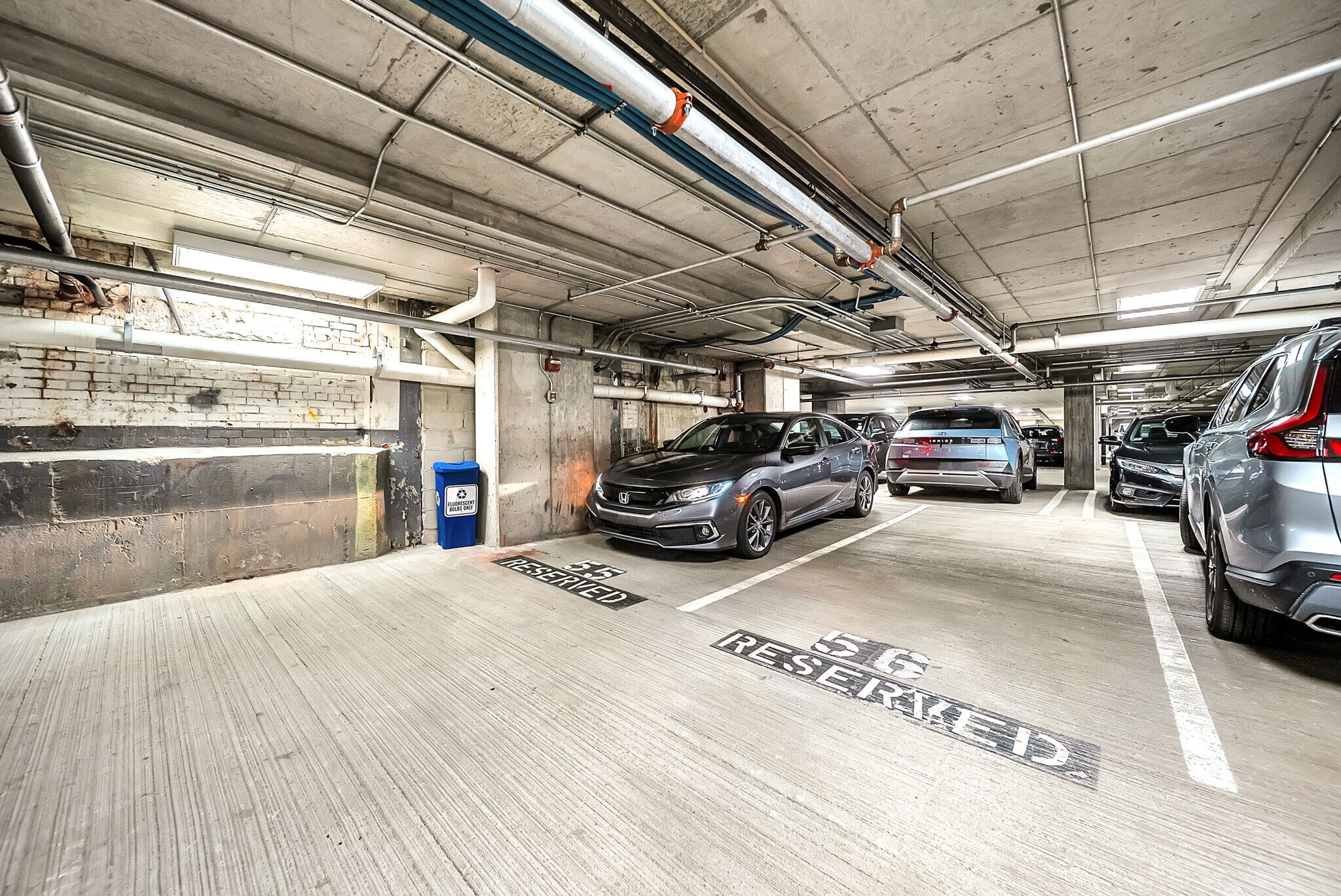 Building Photo - 17 Otis St