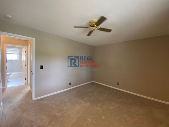 Building Photo - 5932 S Dayton Ct